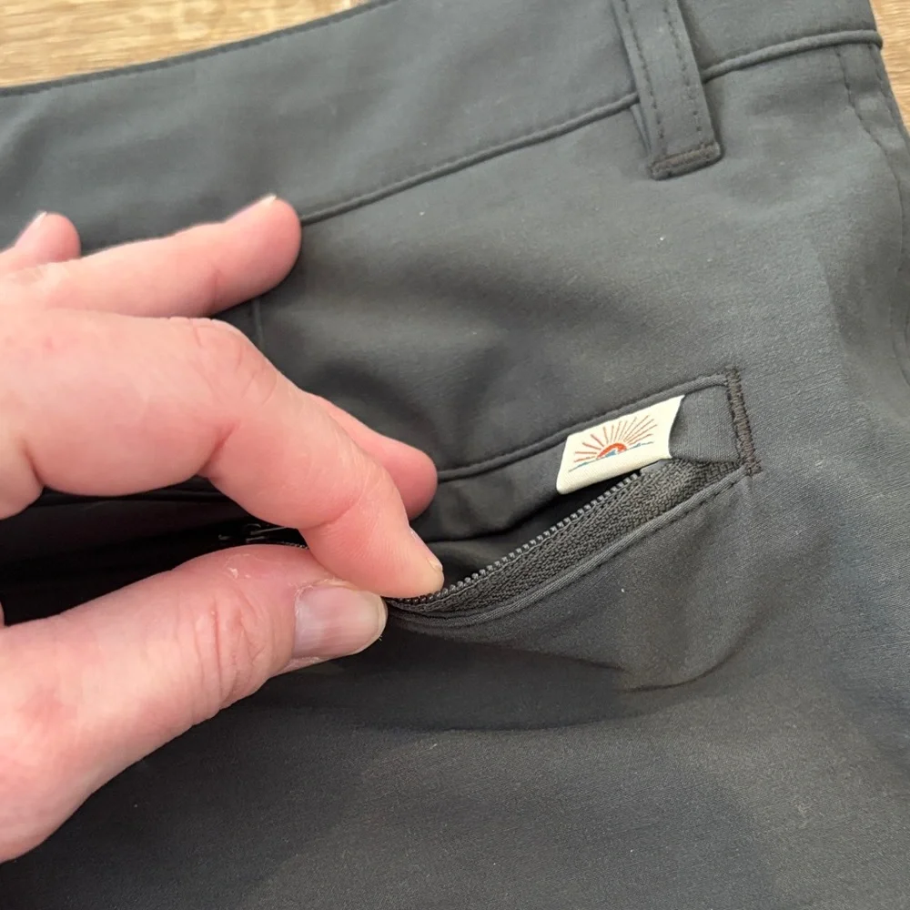 NWT - Faherty Charcoal Men's Flat Front All Day Shorts